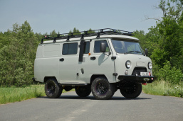 UAZ 3909 Buchanka